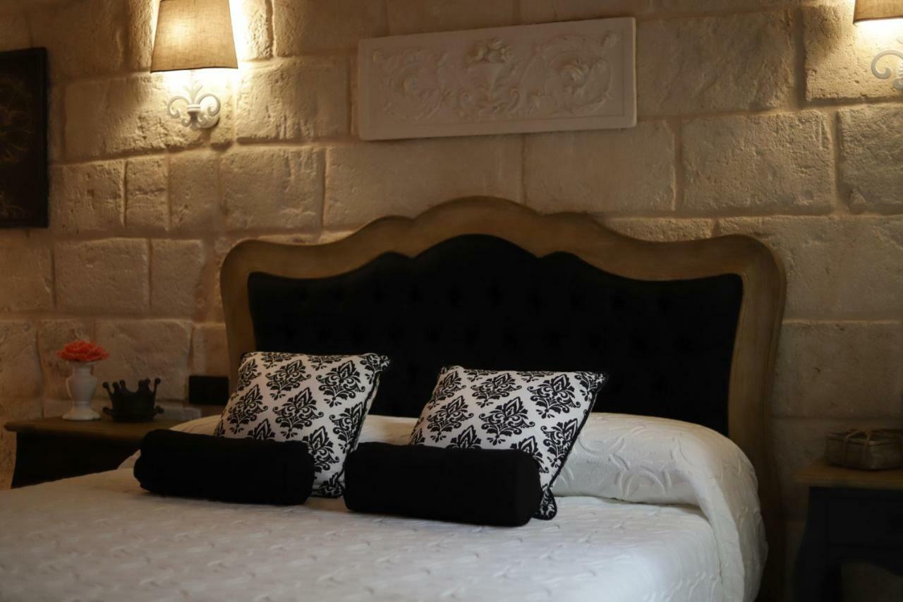 Suite Conte Cavour Monopoli Exterior photo